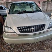 Toyota Harrier 2000 White for sale