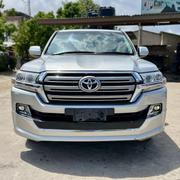 Toyota Land Cruiser 2017 Silver for sale