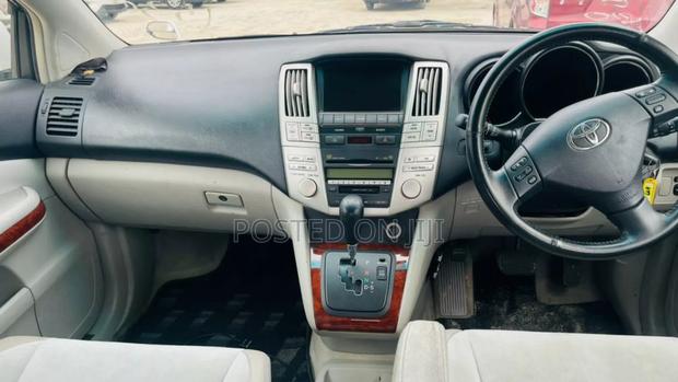 Toyota Harrier 2008 White