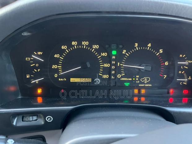 Toyota Land Cruiser 2001 Gray