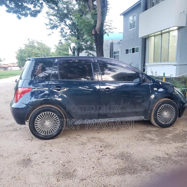 Toyota IST 2008 Blue