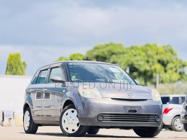 Mazda Verisa 2007 Gray