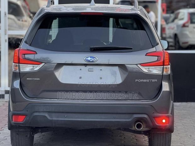 Subaru Forester 2020 Gray