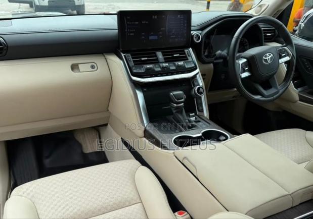 New Toyota Land Cruiser 2023 Black