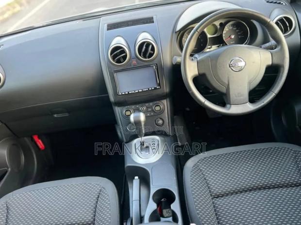 Nissan Dualis 2008 Gold