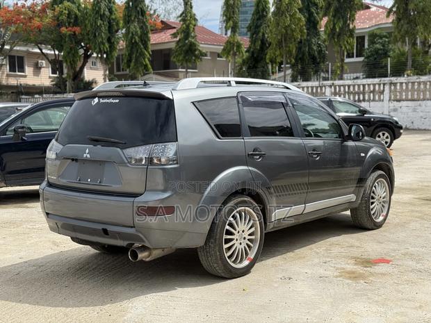 Mitsubishi Outlander 2.4 LS 4WD 2006 Gray