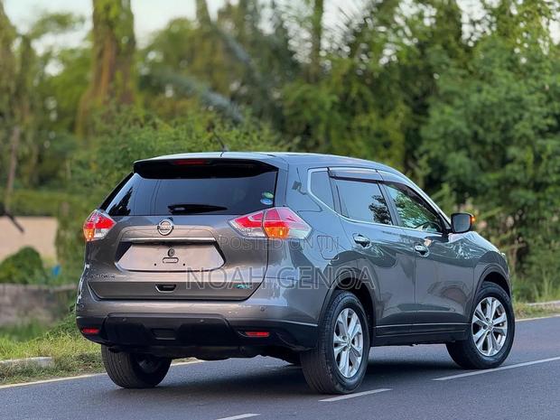 Nissan X-Trail 2014 Silver