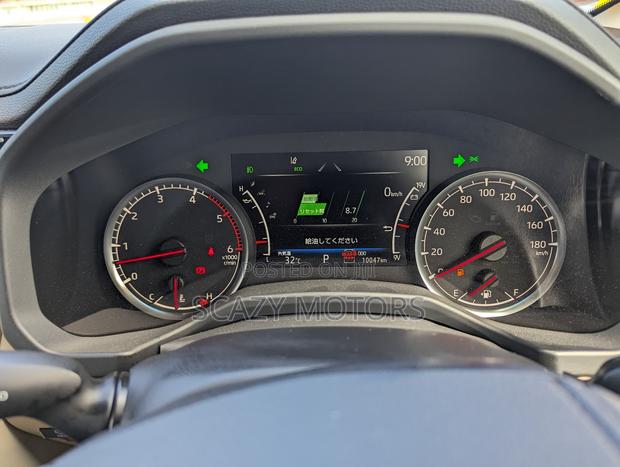 Toyota Land Cruiser 2023 White