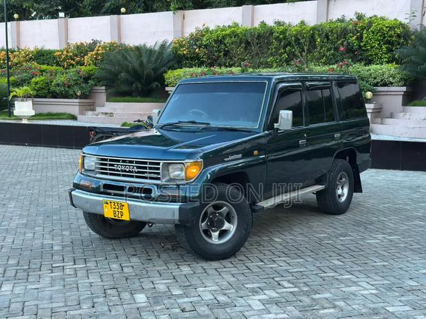 Toyota Land Cruiser Prado 1994 Black