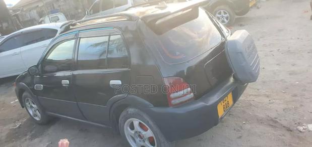 Toyota Starlet 2000 Black