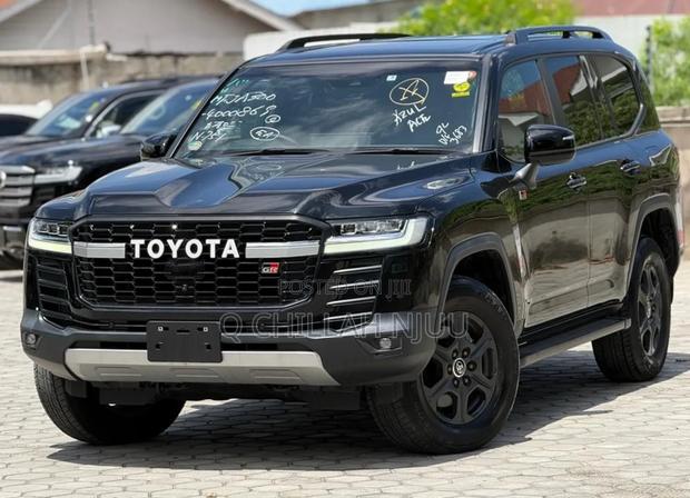 Toyota Land Cruiser 2023 Black