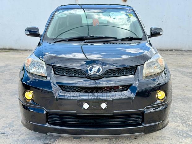Toyota IST 2009 Black