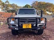 Toyota Land Cruiser 2000 White for sale