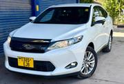 Toyota Harrier 2018 White for sale