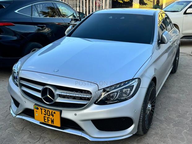 Mercedes-Benz C200 2015 Silver