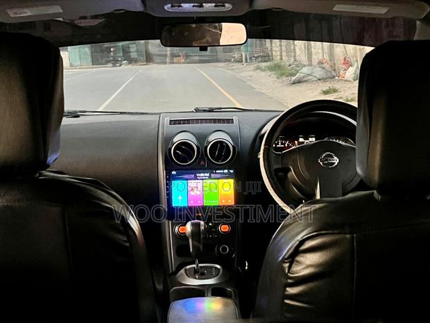 Nissan Dualis 2011 Black