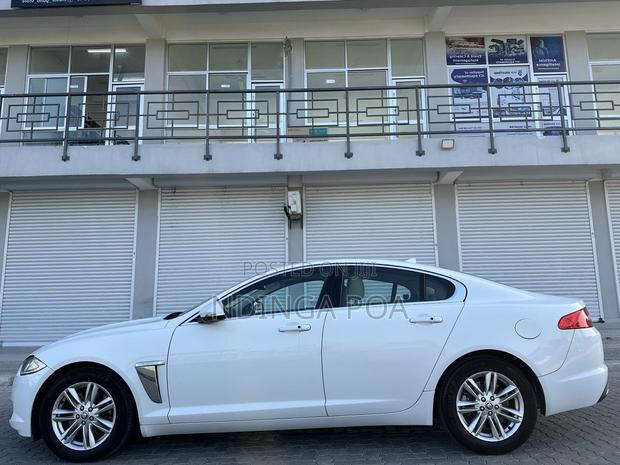 Jaguar XF 2015 White