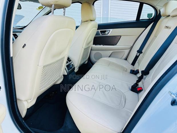 Jaguar XF 2015 White
