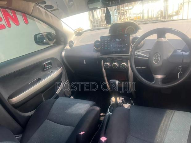 Toyota IST 2007 White