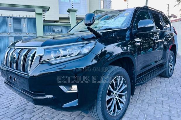 Toyota Land Cruiser Prado 2021 Black