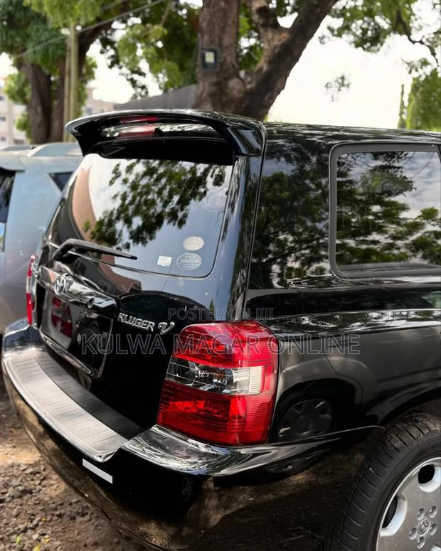 Toyota Kluger 2004 Black