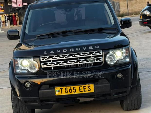 Land Rover Discovery 2011 Black
