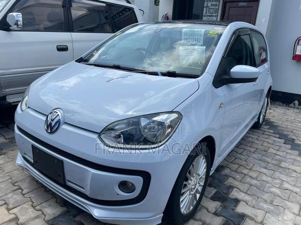 Volkswagen Up 2013 Blue