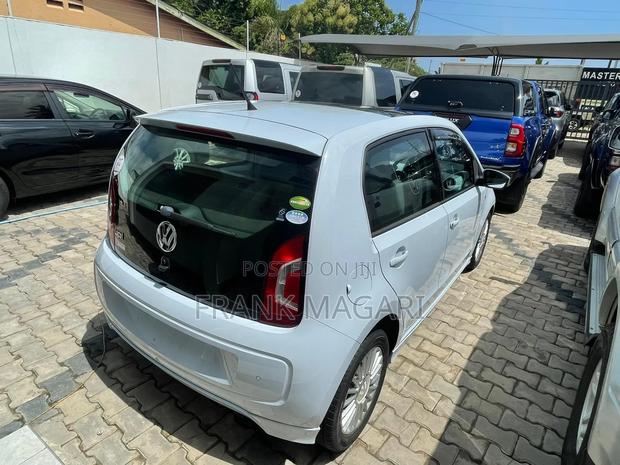 Volkswagen Up 2013 Blue