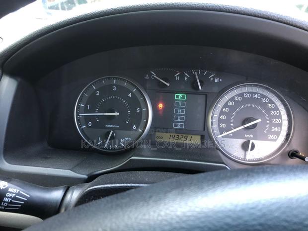 Toyota Land Cruiser 2005 Silver