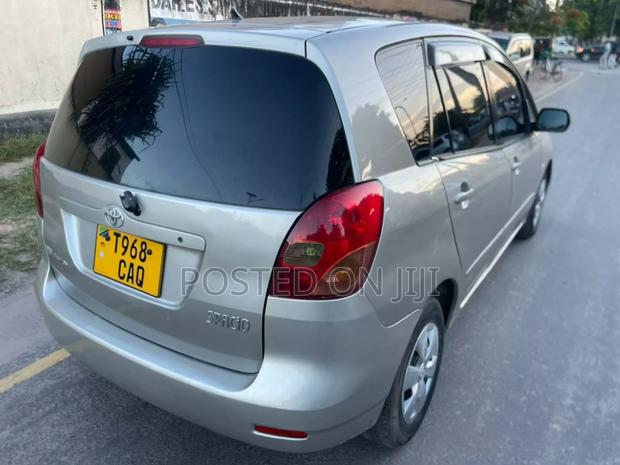 Toyota Corolla Spacio 2002 Gray