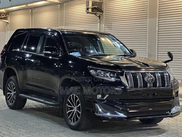 Toyota Land Cruiser Prado 2018 Black