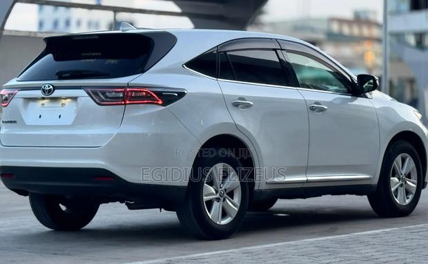 Toyota Harrier 2014 White