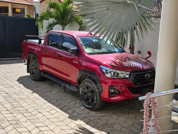 Toyota Hilux 2018 Red