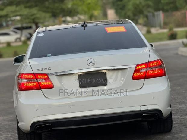 Mercedes-Benz E250 2013 White