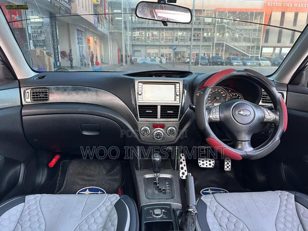 Subaru Forester 2011 Silver