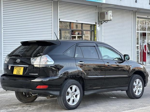 Toyota Harrier 2.4 2010 Black