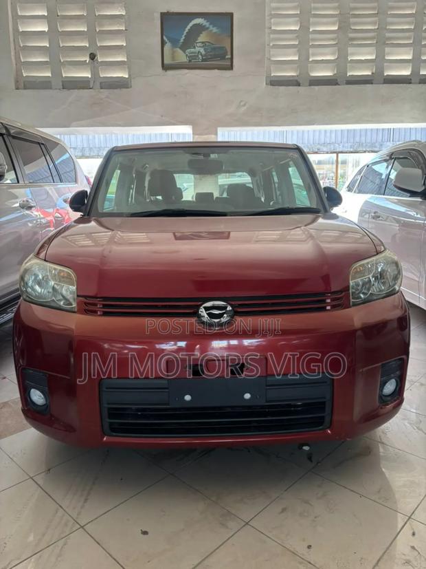 Toyota Corolla Rumion 2008 Red