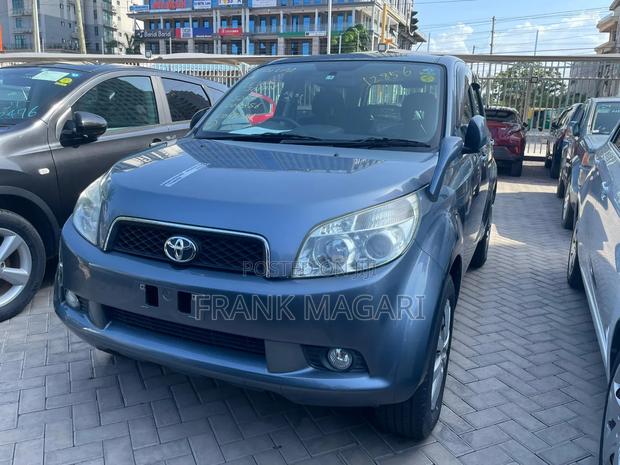 Toyota Rush 1.5 AWD 2007 Gray