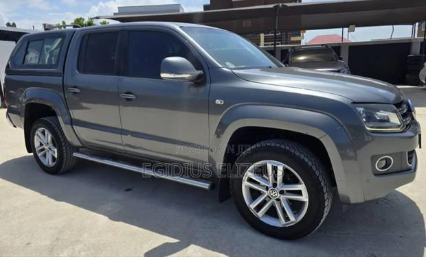 Volkswagen Amarok 2016 Silver