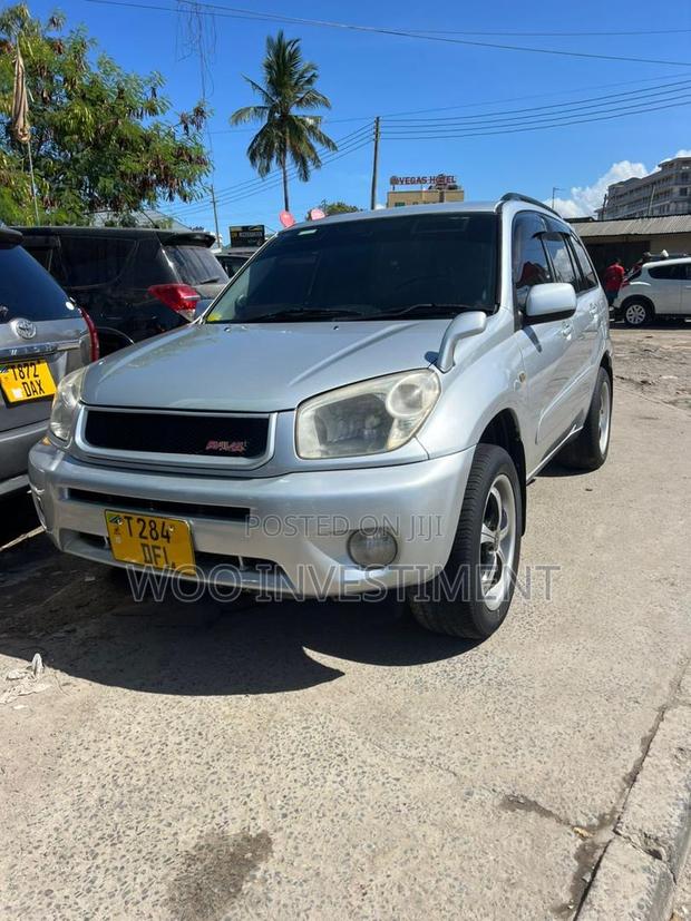 Toyota RAV4 2004 Silver