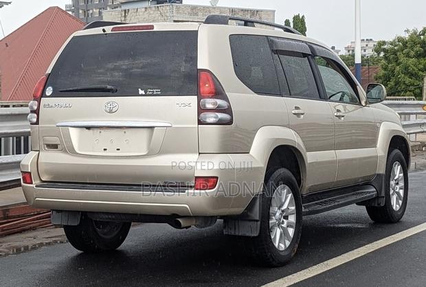 Toyota Land Cruiser Prado 2.7 i 16V 2006 Gold