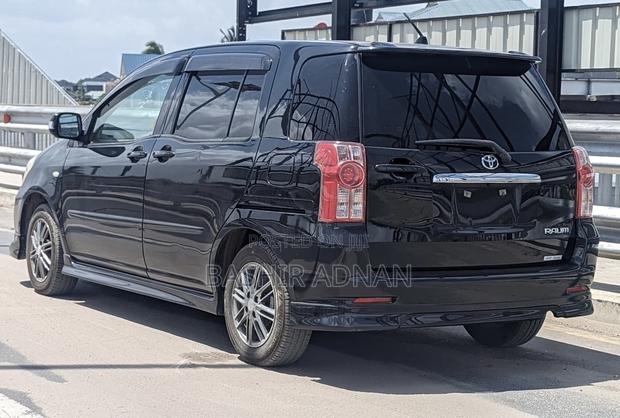 Toyota Raum 1.5 FWD 2008 Black