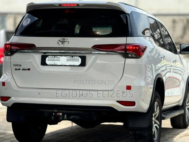 Toyota Fortuner 2017 White