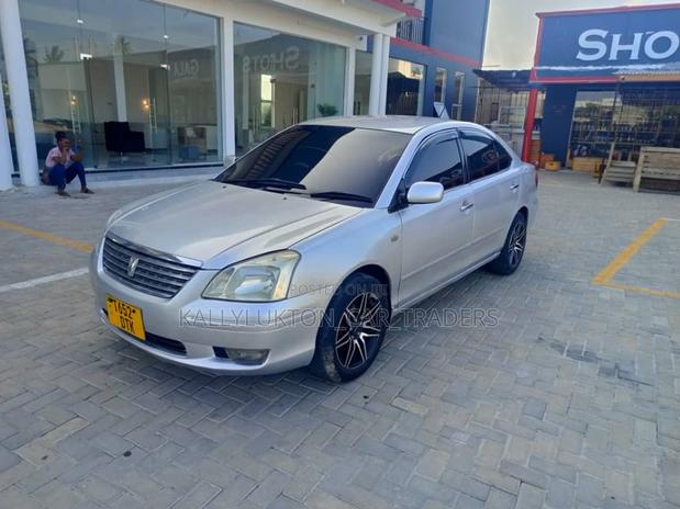 Toyota Premio 2005 Silver