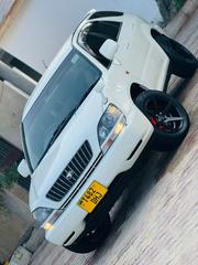 Toyota Harrier 2005 White for sale