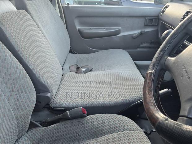 Toyota TownAce 2004 White