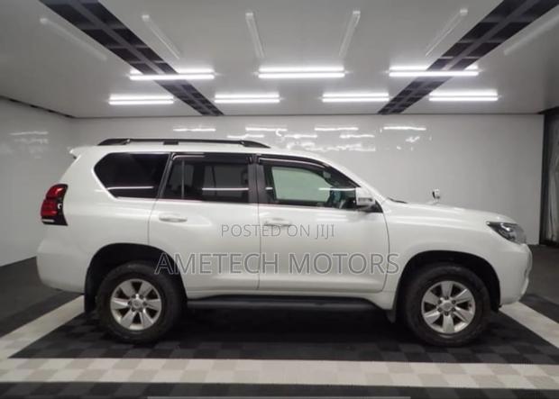 Toyota Land Cruiser Prado 3.0 172hp 2019 Pearl