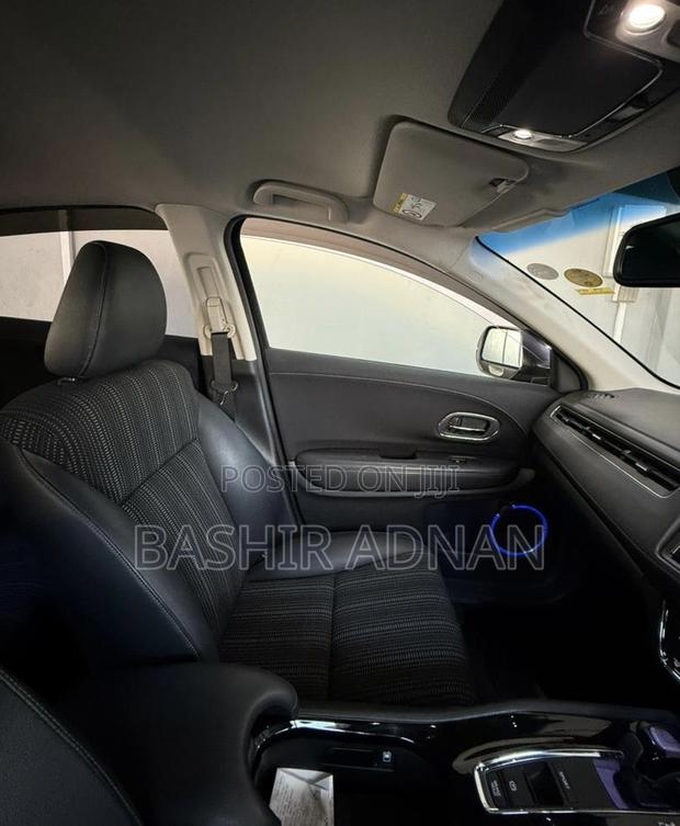 Honda Vezel 2016 Black