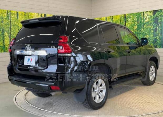 Toyota Land Cruiser Prado 2.7 2019 Black