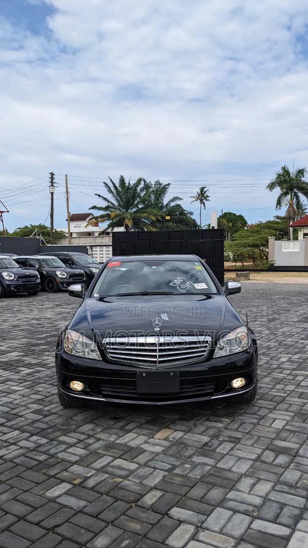 Mercedes-Benz C200 2007 Black